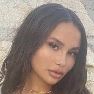 Stephanie De Souza - Profession, Biography, Birthdate, Family, Wiki & More