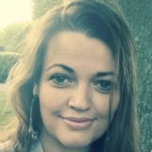 Johannah Deakin Biography