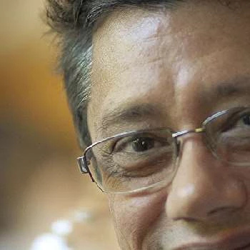Dean Devlin - Networth, Bio, Wiki, Family, Birthday, Networth & More