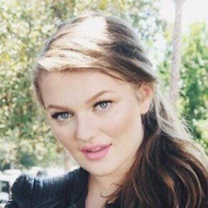 Kathryn Dean - Age, Height, Birthdate, Bio, Family, Networth & More