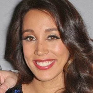 Sierra Deaton Biography