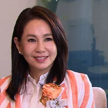 Debbie Chou - Family, Bio, Birthday, Family, Income & More