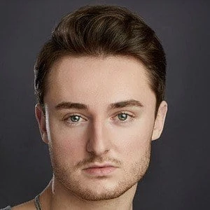 Evan Debenedetto Biography