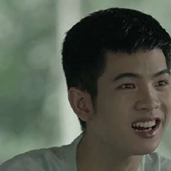 Dechphisit Jarukornapiwat - Age, Bio, Birthdate, Family, Networth & More