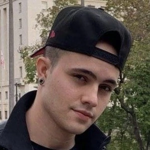 Duduka Del Vechio - Income, Birthday, Family, Bio, Networth & More