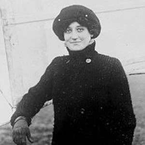 Raymonde de Laroche - Age, Bio, Birthdate, Family, Networth & More