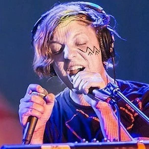 Robert DeLong - Age, Wiki, Birthdate, Bio, Networth, Family & More