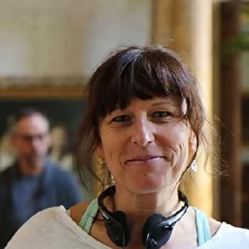 Delyth Thomas - Age, Bio, Birthdate, Family, Networth & More