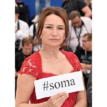 Demet Akbag - Wiki, Bio, Networth, Birthdate, Family & More