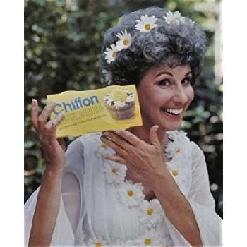 Dena Dietrich - Family, Bio, Birthday, Family, Income & More