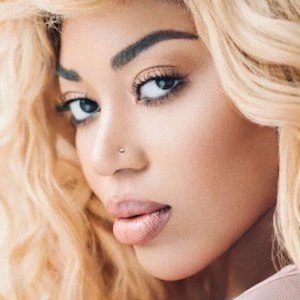 Dencia Biography
