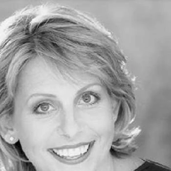 Deneen Frazier - Age, Bio, Birthdate, Family, Networth & More