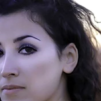 Denise Acosta Biography