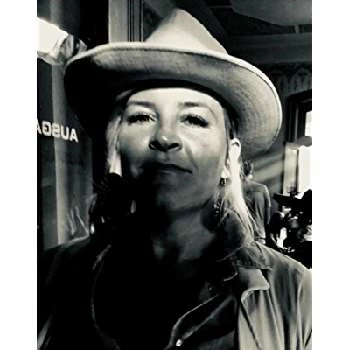 Denise Hardy - Age, Bio, Birthdate, Family, Networth & More