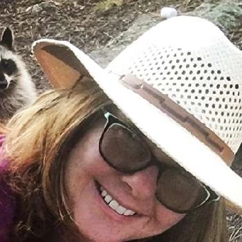 Denise Strong - Age, Bio, Birthdate, Family, Networth & More