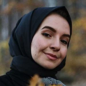 DERÛNE - Birthplace, Bio, Wiki, Birthday, Family, Networth & More