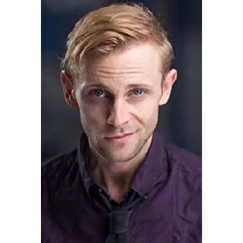 Derek Chariton - Age, Bio, Birthdate, Family, Networth & More