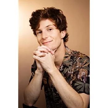 Derek Mari - Age, Bio, Birthdate, Family, Networth & More