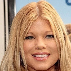 Donna D'Errico Biography