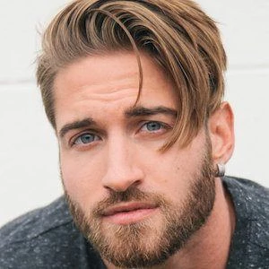 Travis DesLaurier Biography