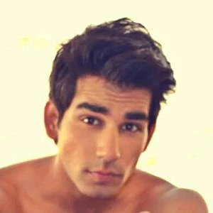 Rishi Dev - Income, Birthday, Family, Bio, Networth & More