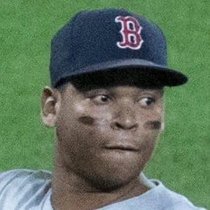 Rafael Devers - Age, WIki, Birthday, Family, Networth & More