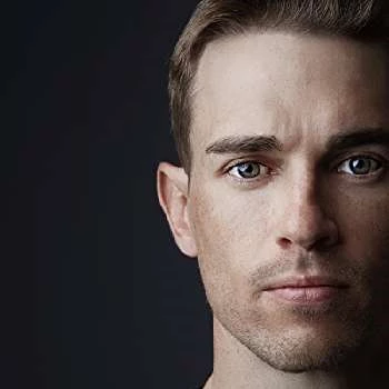 DeVille Vannik - Age, Bio, Birthdate, Family, Networth & More