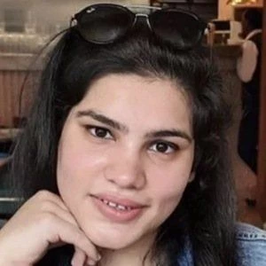 Mehak Dhawan - Height, Bio, Wiki, Family, Birthplace, Networth & More