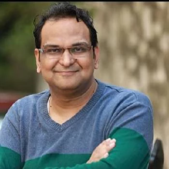 Dhiraj Mishra Biography