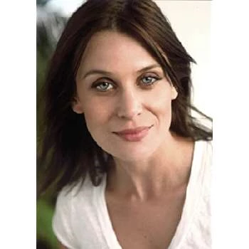 Diana Glenn - Age, Bio, Birthdate, Family, Networth & More