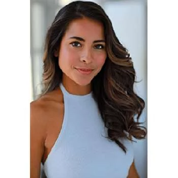 Diana Hinojosa - Age, Bio, Birthdate, Family, Networth & More