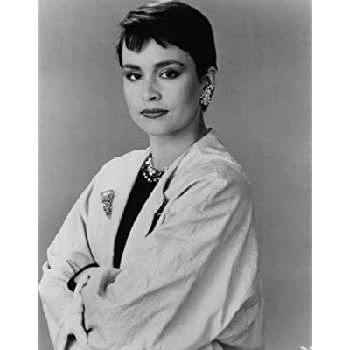 Diane Venora - Birthday, Bio, Wiki, Family, Networth & More