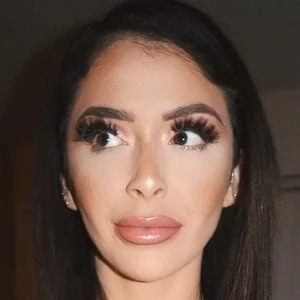 Stacey Díaz Apodaca - Age, Height, Birthdate, Bio, Family, Networth & More