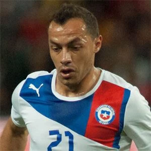 Marcelo Díaz - Birthplace, Bio, Wiki, Birthday, Family, Networth & More