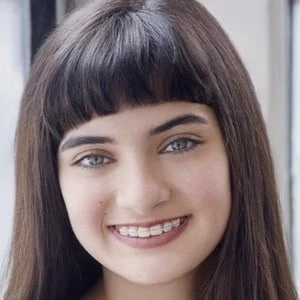 Zoey Diaz - Age, Height, Birthdate, Family, Wiki & More