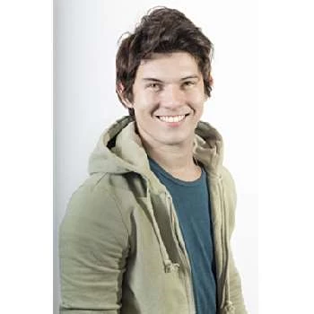 Diego León García - Age, Bio, Birthdate, Family, Networth & More