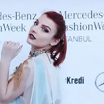 Dilek Kaya - Family, Bio, Birthday, Family, Income & More