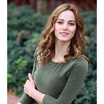 Dilsad Çelebi - Family, Bio, Birthday, Family, Income & More