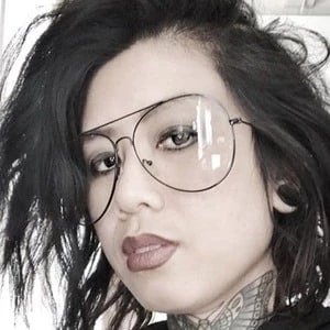 Quyen Dinh - Networth, Bio, Wiki, Family, Birthday, Networth & More