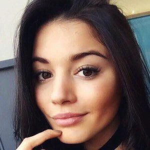 Jessica Dixon Biography