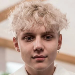 Vanya Dmitrienko - Bio, Networth, Family, Age, Birthdate & More