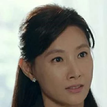 Do Ji-Won - Parents, Networth, Bio, Birthdate, Family Wiki & More