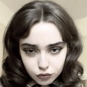 Mabel Doll - Family, Bio, Birthdate,Age, Networth , Wiki& More