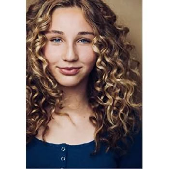 Dominique Pexa - Age, Bio, Birthdate, Family, Networth & More