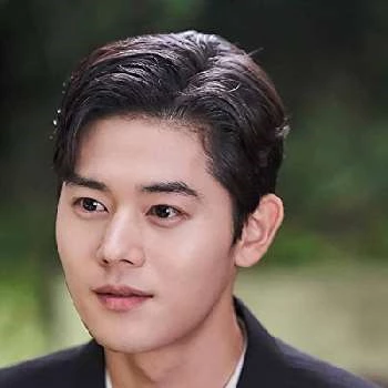 Dong-jun Kim - Age, Bio, Birthdate, Family, Networth & More