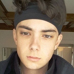 DonnySmokes - Birthplace, Bio, Wiki, Birthday, Family, Networth & More