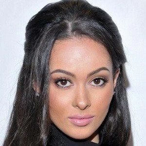 Ashley Doris Biography