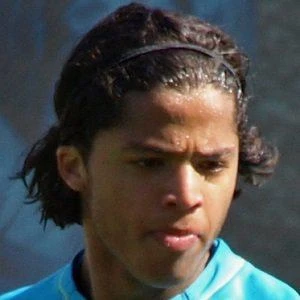 Giovani dos Santos Biography