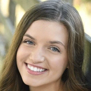 Mimi Drabik - Biography, Birthday, Wiki, Family, Networth & More