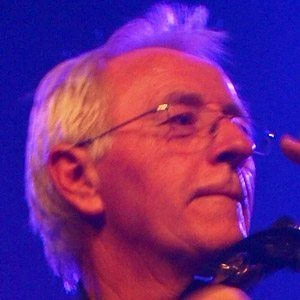 Oliver Dragojevic Biography